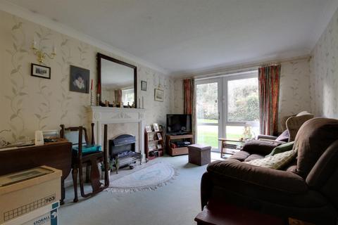 undefined, Homewillow Close, London
