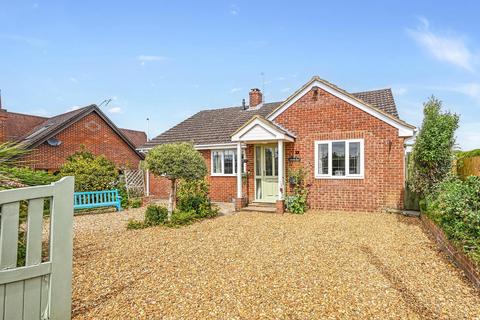 3 bedroom bungalow for sale, Vale Road , Woodfalls, Salisbury, SP5