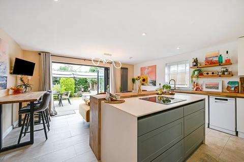 3 bedroom bungalow for sale, Vale Road , Woodfalls, Salisbury, SP5