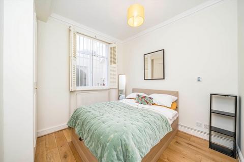 2 bedroom flat for sale, St Georges Square, London SW1V