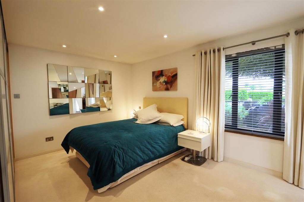 Mbedroom edit 1.jpeg