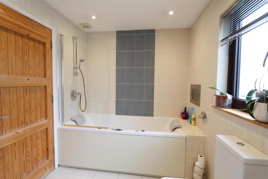 House Bath Edit 2.jpg