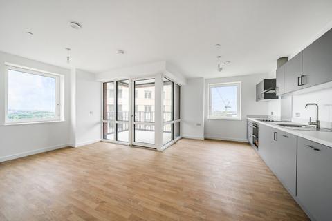 2 bedroom flat to rent, St Pauls Road, Barking, London, IG11