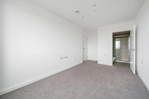 2 bedroom flat to rent, St Pauls Road, Barking, London, IG11