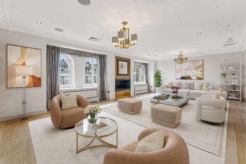 4 bedroom flat for sale, Alexandra Court, 171-175 Queen's Gate, South Kensington, London