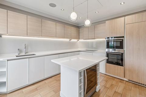 4 bedroom flat for sale, Alexandra Court, 171-175 Queen's Gate, South Kensington, London