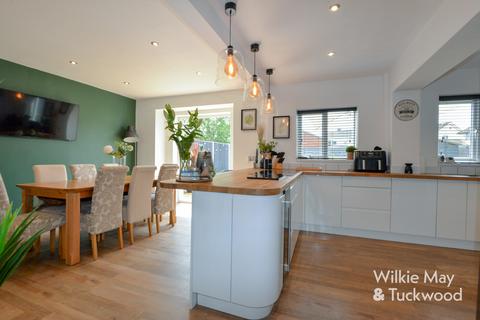 4 bedroom detached house for sale, Church Road, Wembdon, Bridgwater TA6
