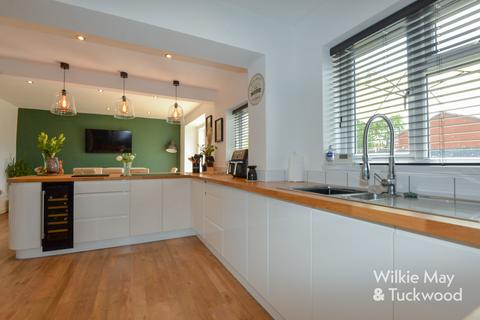 4 bedroom detached house for sale, Church Road, Wembdon, Bridgwater TA6