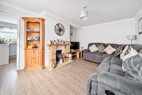 2 bedroom bungalow for sale, Orchard Road, Old Windsor, Windsor