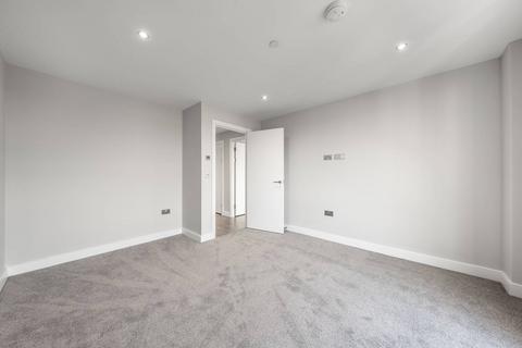1 bedroom flat for sale, Junction Court, Watford WD17