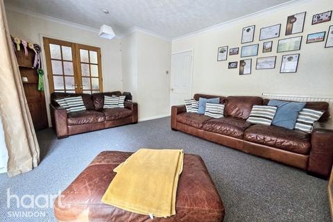 38 Bodiam Drive, Toothill, Swindon, SN5 8BE