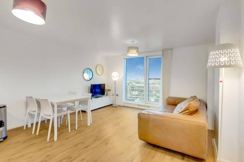2 bedroom flat for sale, St George Wharf, Vauxhall, London, SW8