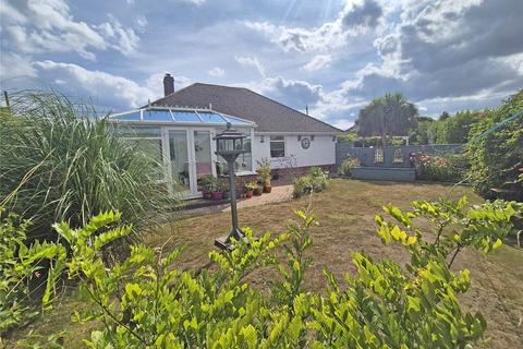 3 bedroom bungalow for sale, Eldon Close, Barton on Sea, New Milton, Hampshire, BH25