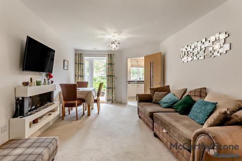 2 bedroom apartment for sale, Oakhill Place, High View, Bedford, Bedfordshire, MK41 8FB