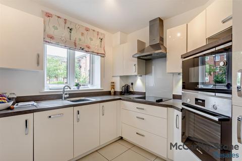 2 bedroom apartment for sale, Oakhill Place, High View, Bedford, Bedfordshire, MK41 8FB
