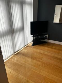 3 bedroom apartment to rent, Lime square, Newcastle Upon Tyne