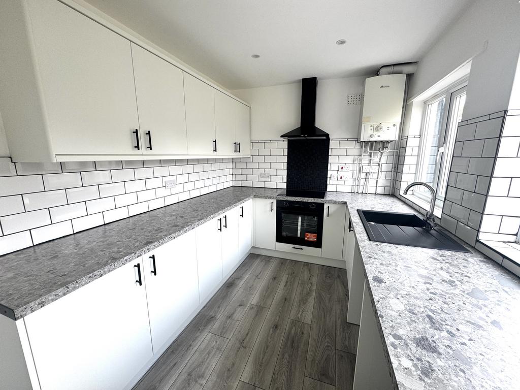 Kitchen 2