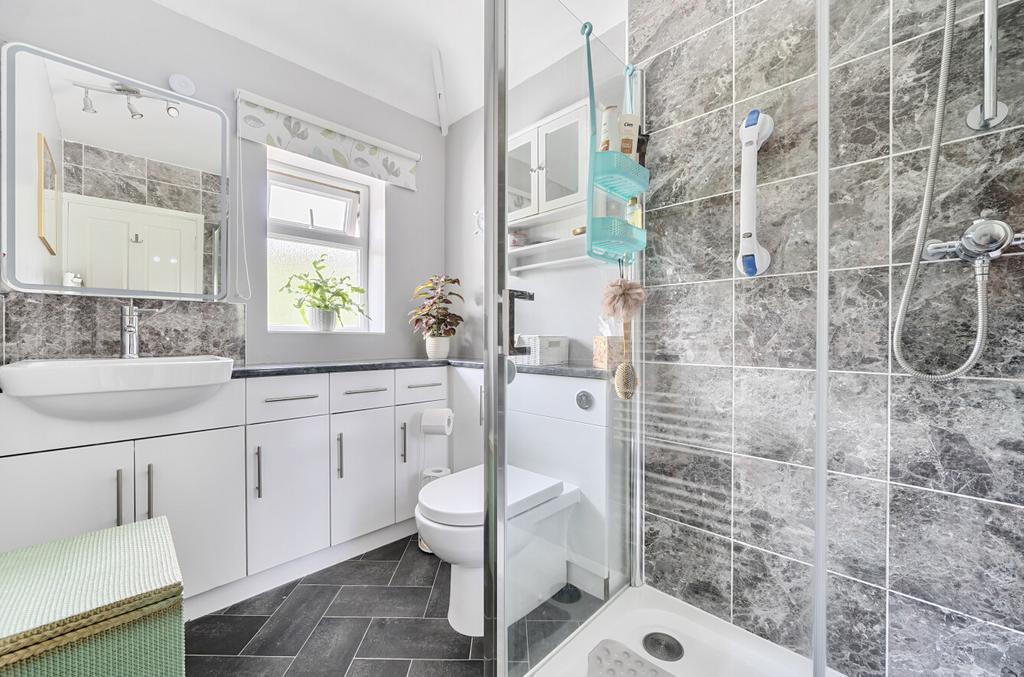 1329151 11 688741...