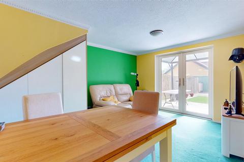 undefined, Rhodes Place, Milton Keynes MK6