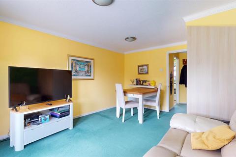 undefined, Rhodes Place, Milton Keynes MK6
