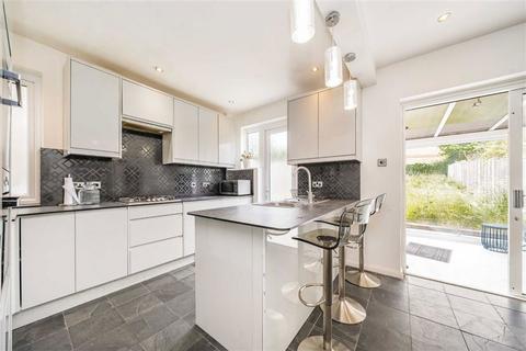 undefined, Penderry Rise, London SE6