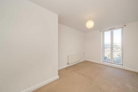 2 bedroom flat for sale, Ursula Gould Way, London E14