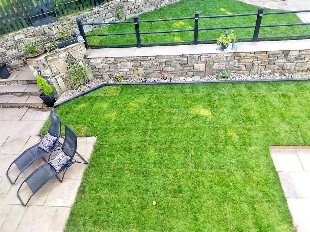 Lawn Gardens