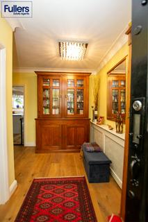 4 bedroom semi-detached house for sale, Oakwood Crescent, London N21