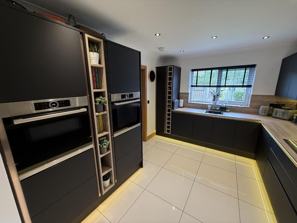 Modern Kitchen