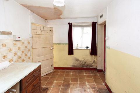 24 Heath Hill, Dawley, Telford, TF4 2JT