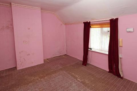 24 Heath Hill, Dawley, Telford, TF4 2JT