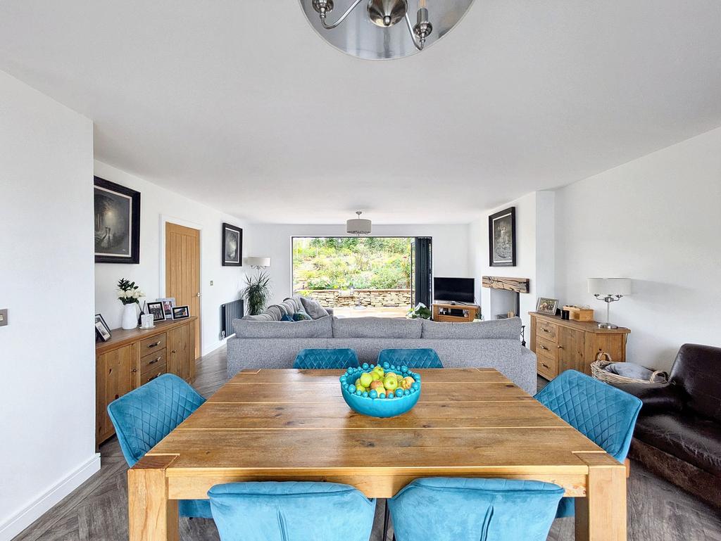 Open plan dining kitchen and family room