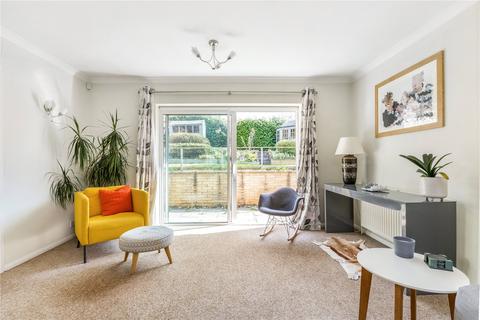 90 Oak Tree Road, Marlow, SL7 3EX