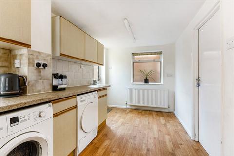 90 Oak Tree Road, Marlow, SL7 3EX