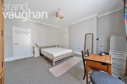 2 bedroom flat to rent, Montpelier Crescent, Brighton, East Sussex, BN1