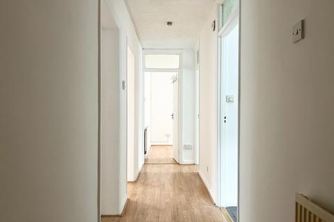 2 bedroom flat for sale, Lampton Road, Hounslow