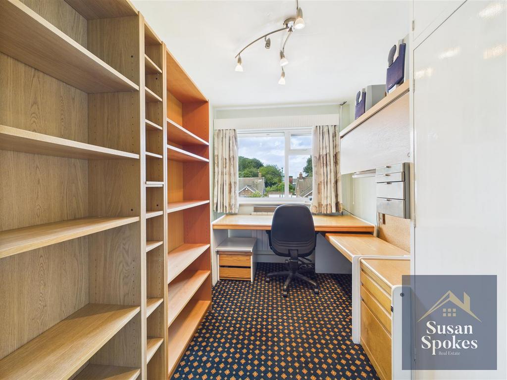 CAM01858 G0-PR0147-STILL027.jpg