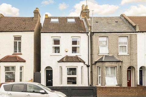 Leonard Road, London SW16