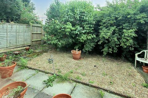 3 bedroom terraced house for sale, Oranmore Court, Regency Walk, Shirley