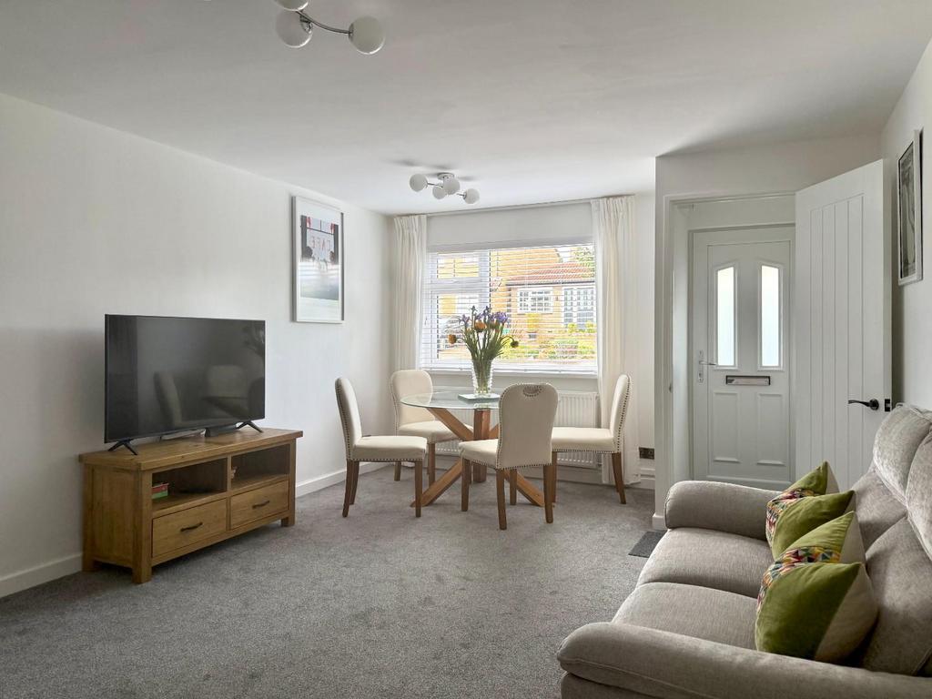 Living/Dining Room