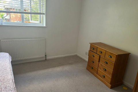 1 bedroom in a flat share to rent, Emerton Gardens, Stony Stratford MK11