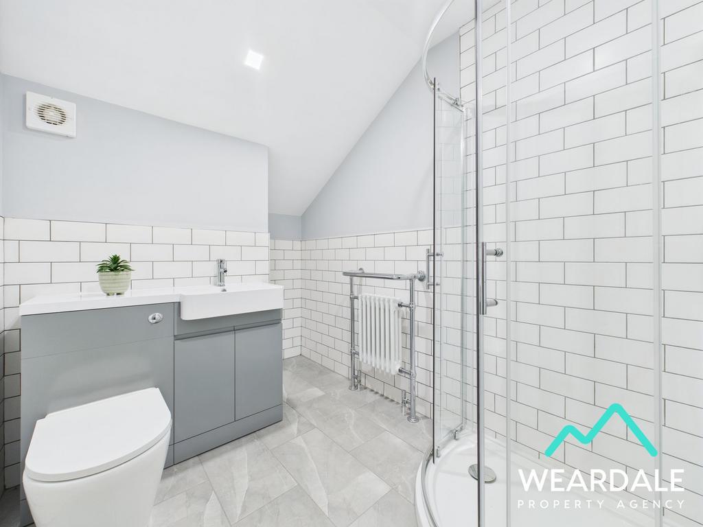 Bedroom 1 En-suite