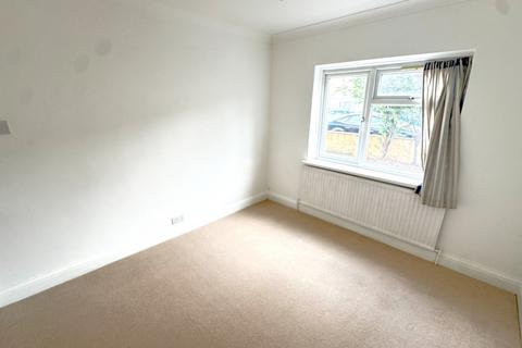 11a Doris Road, Ashford, TW15 1LS