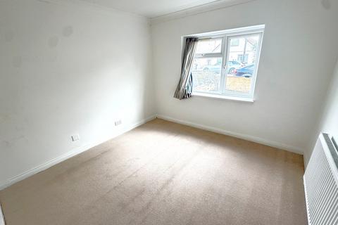 11a Doris Road, Ashford, TW15 1LS