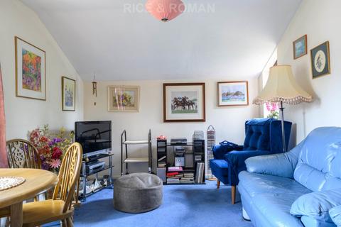 undefined, West End Lane, Esher KT10