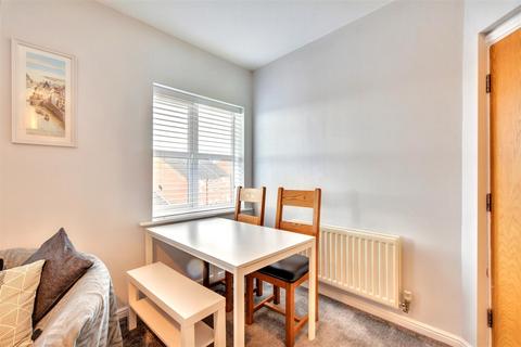 2 bedroom flat for sale, Pavior Road, Nottingham