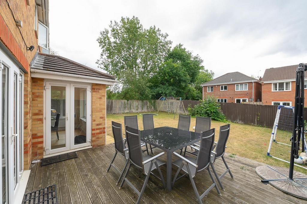 Rear garden .jpg
