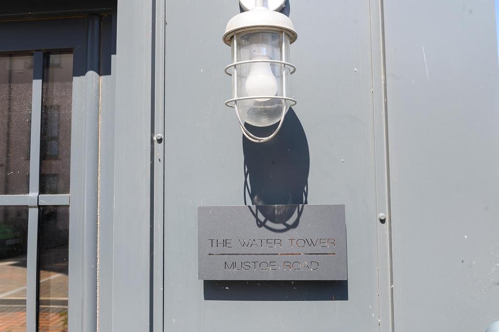 Entrance.jpg