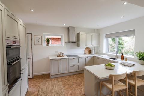 undefined, Cooden Drive, Bexhill-on-Sea, TN39