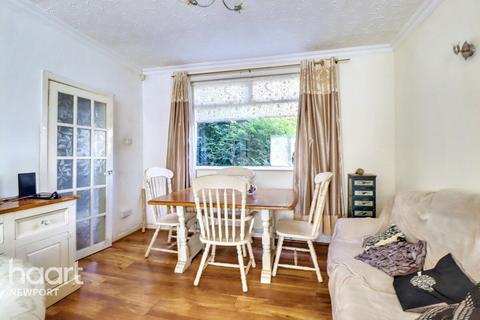 3 bedroom semi-detached house for sale, Westfield Avenue, Newport